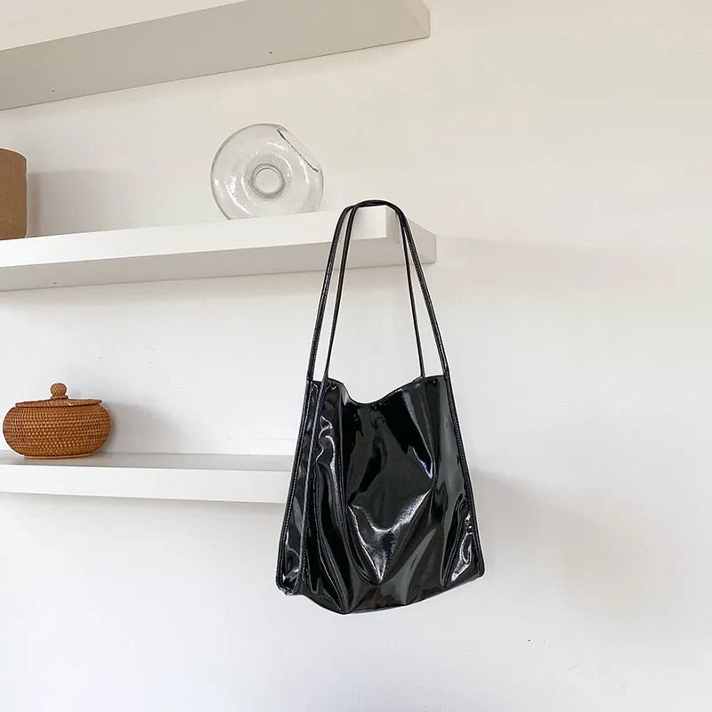 Ahn Shoulder Bag