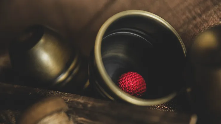 Artistic Cups and Balls (Brass) by TCC