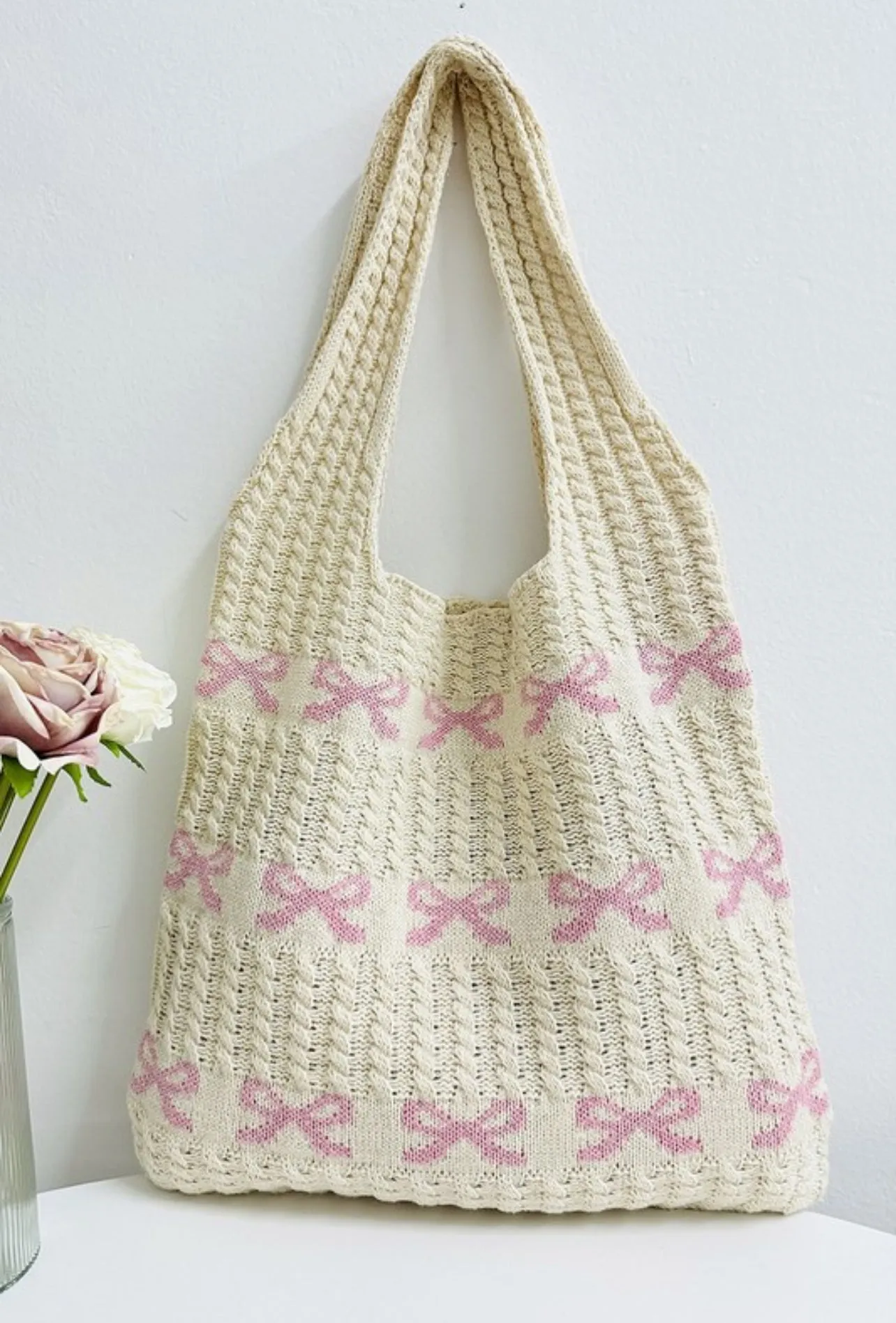 Bow knit bag