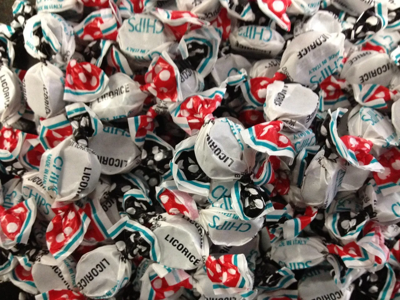 Chipurnoi Licorice Chips 1200-pieces/ 3.65LB Bulk