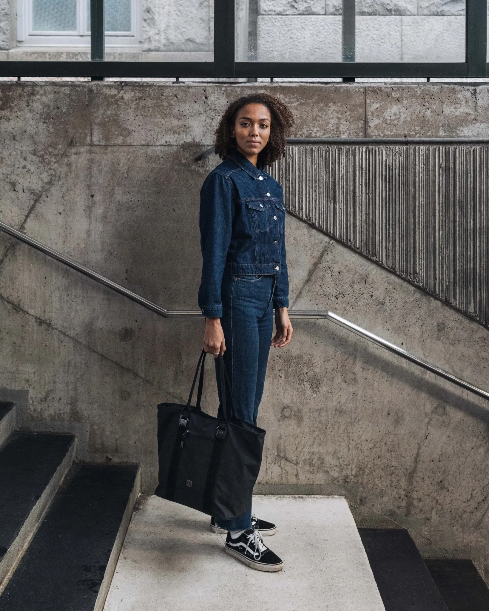 DB The Æra 25L Tote (The Sidekick)