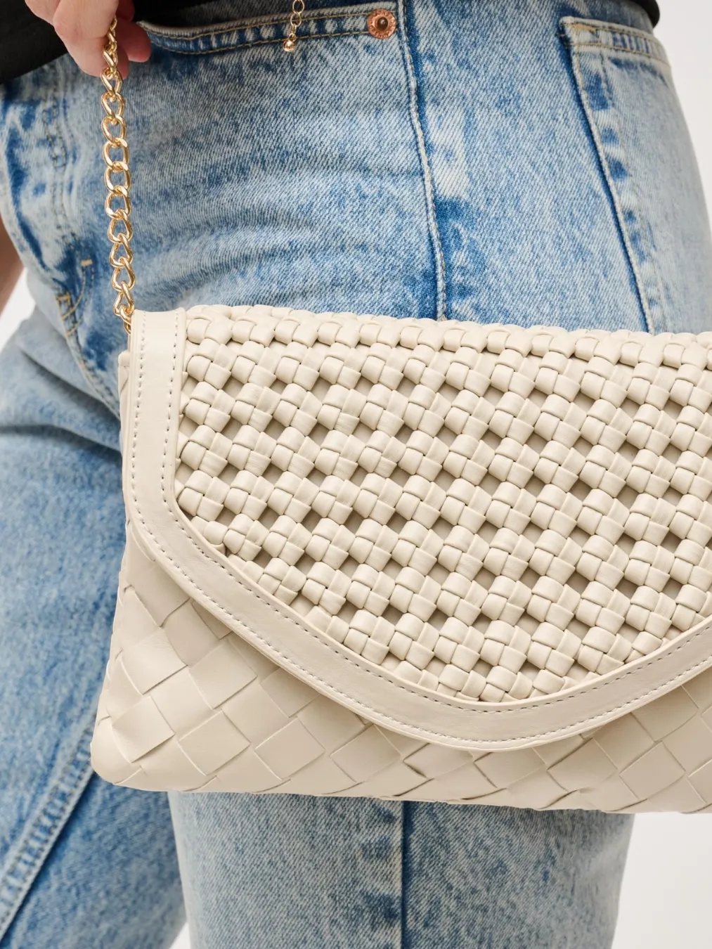 Emma Woven Crossbody