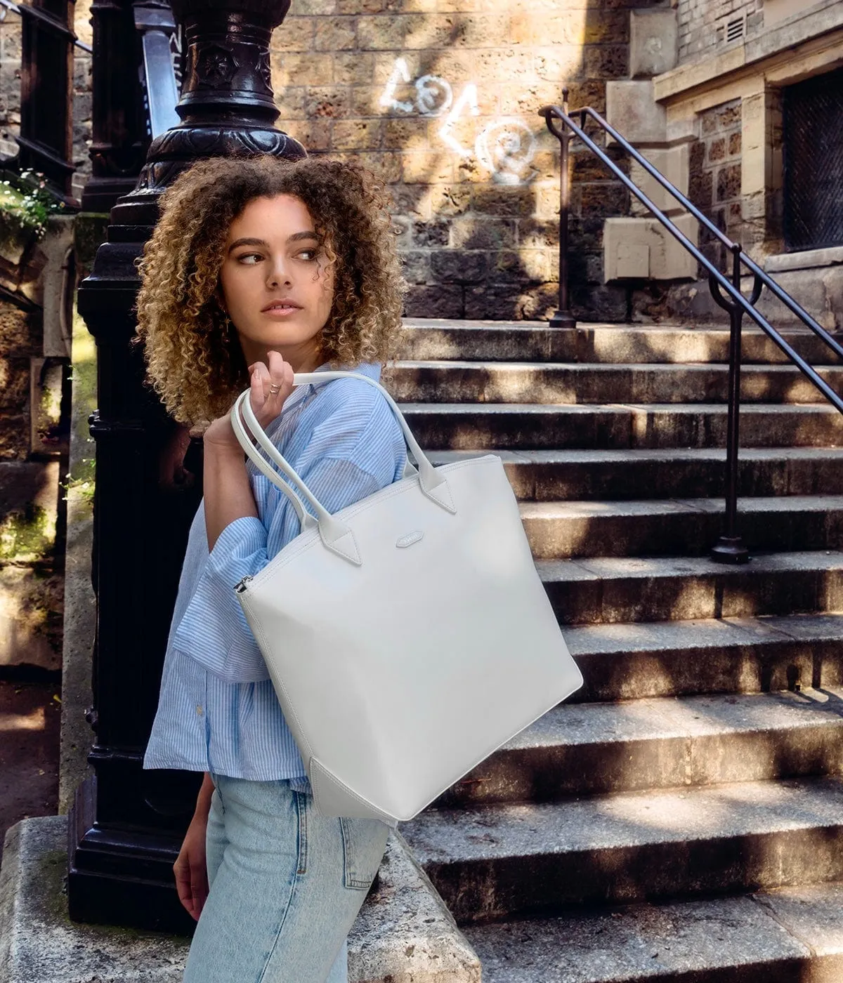 Jolly Apple Skin Vegan Leather Tote | White