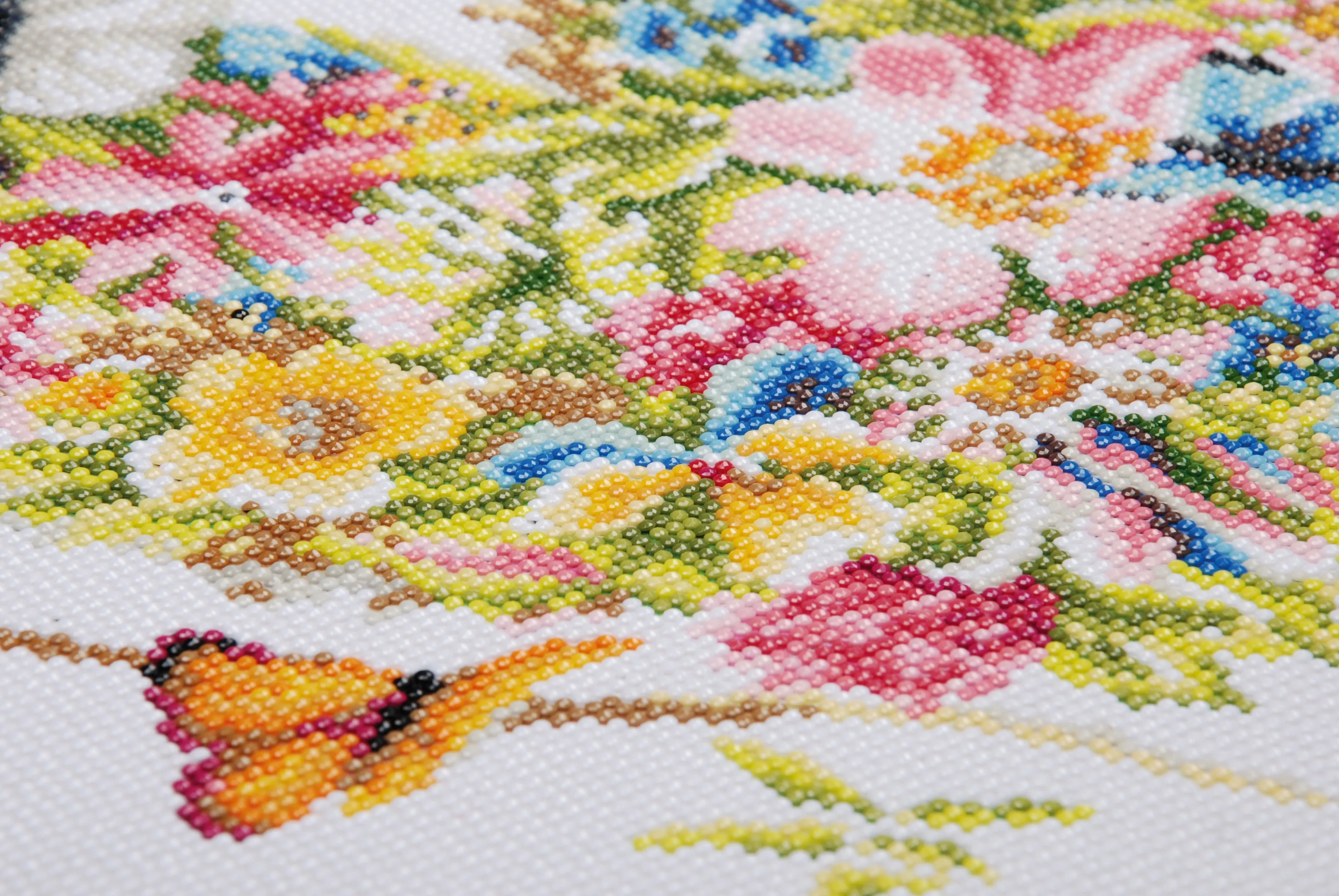 Lanarte Diamond Painting Needlecraft Kit Canvas Children Crafts 39x43 cm - A Heart Of Flowers