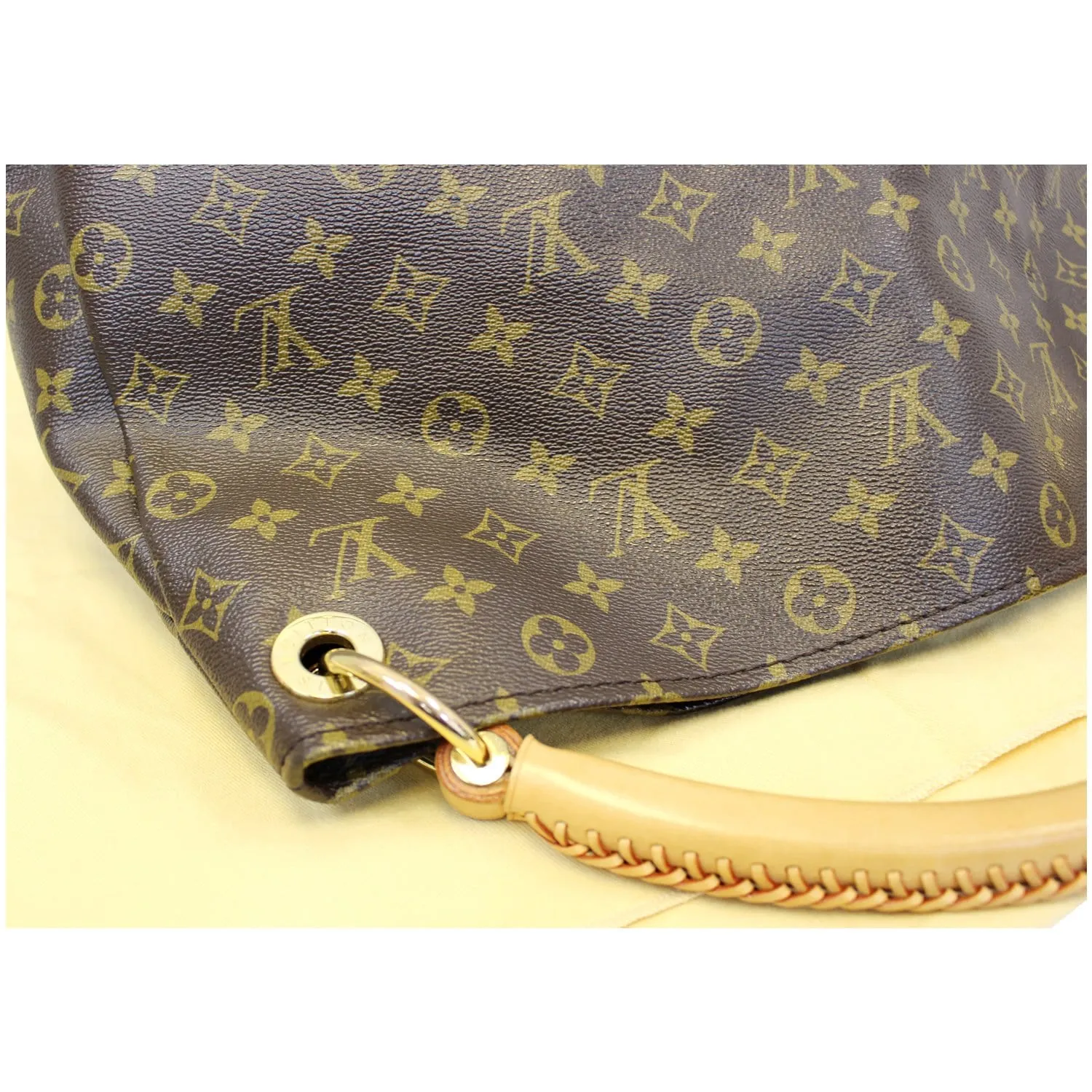 LOUIS VUITTON Artsy MM Monogram Canvas Hobo Shoulder Bag