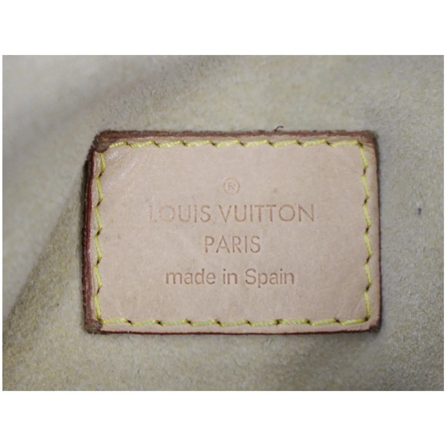 LOUIS VUITTON Artsy MM Monogram Canvas Hobo Shoulder Bag