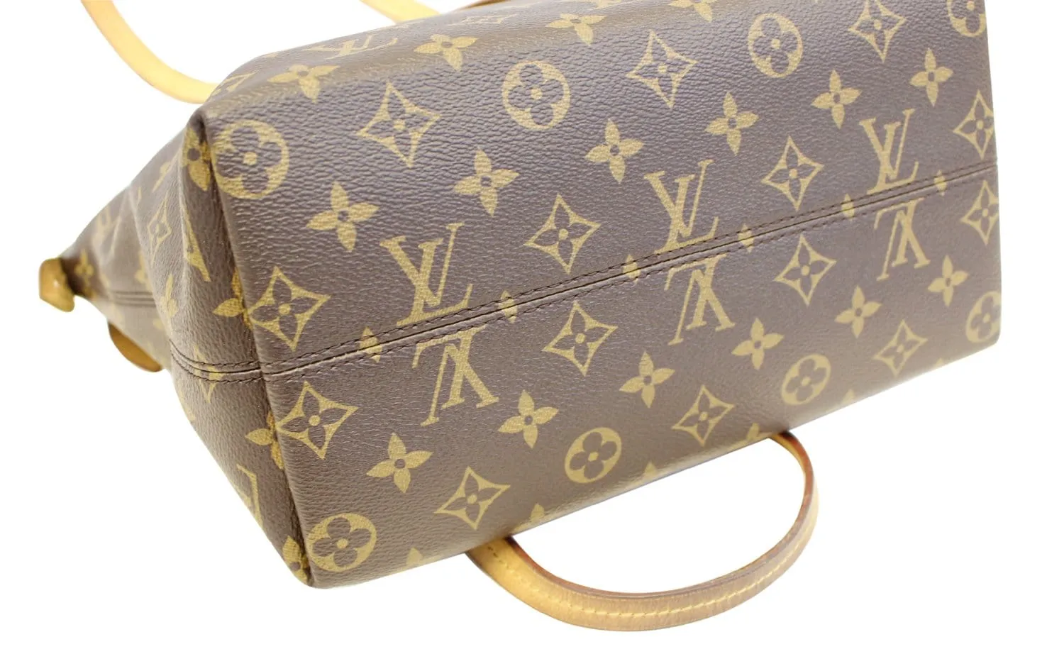 LOUIS VUITTON Monogram canvas Iena PM Shoulder Bag
