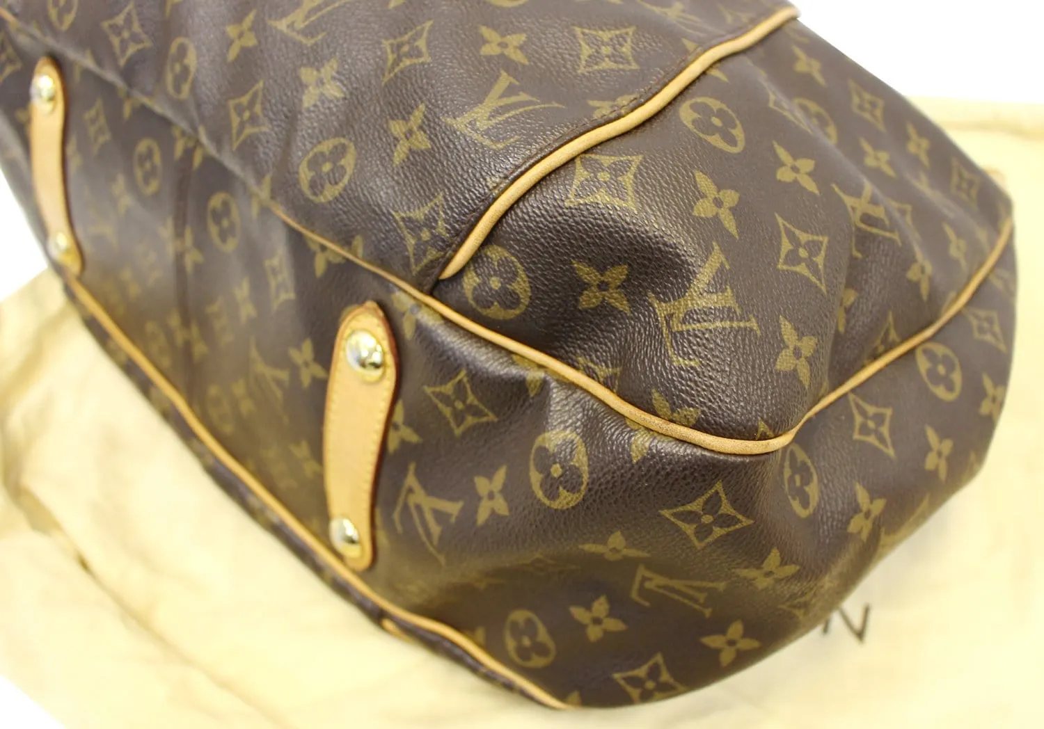 LOUIS VUITTON Monogram Galliera GM Tote Shoulder Bag
