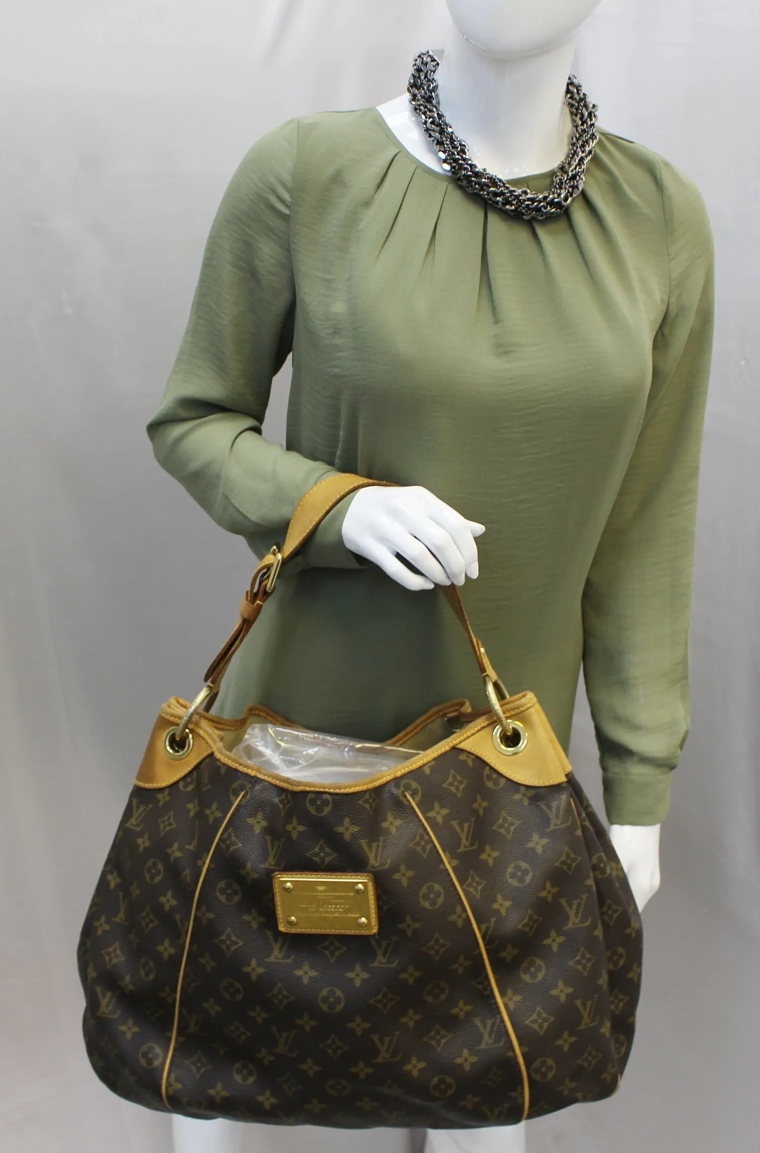 LOUIS VUITTON Monogram Galliera GM Tote Shoulder Bag