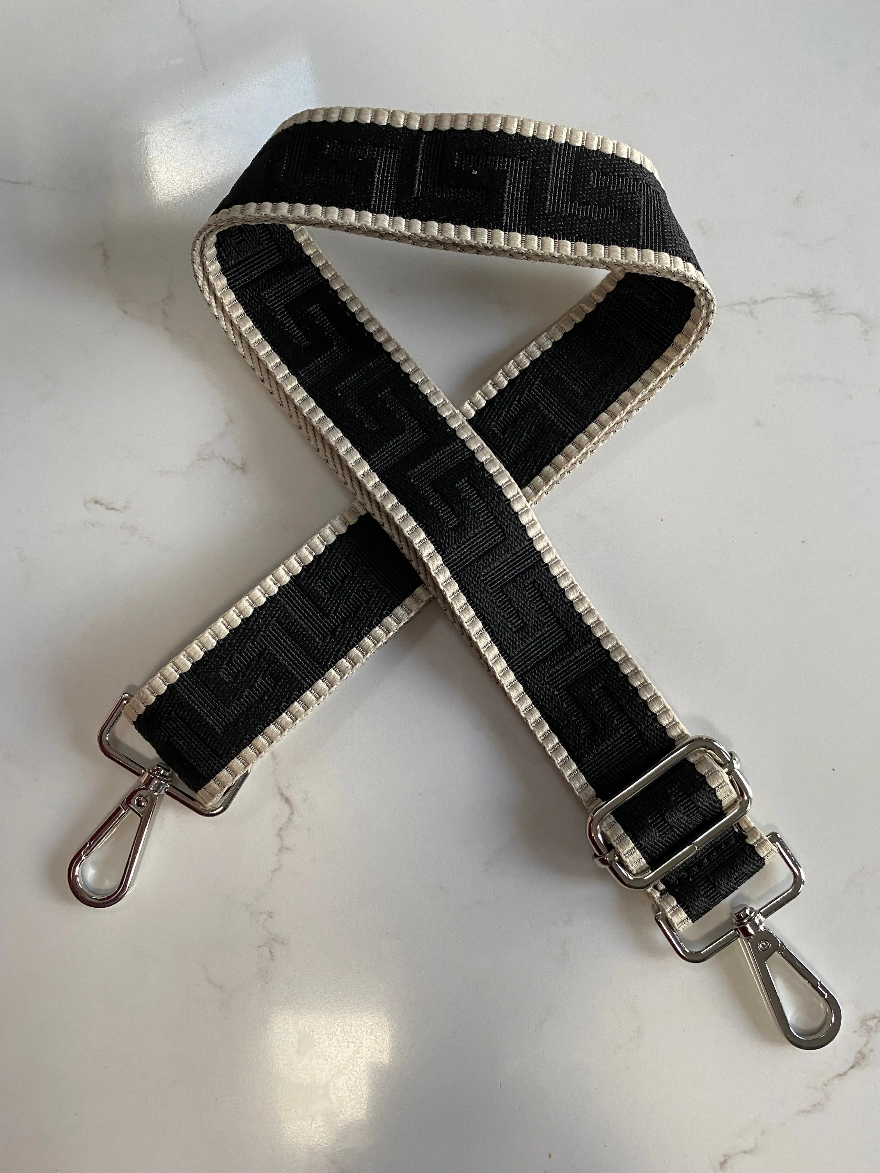 Maze Black Thin Bag Strap