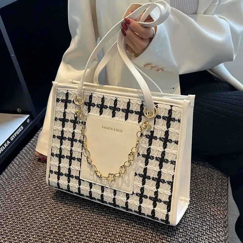 Plaid Patterned Chain Tote Bag