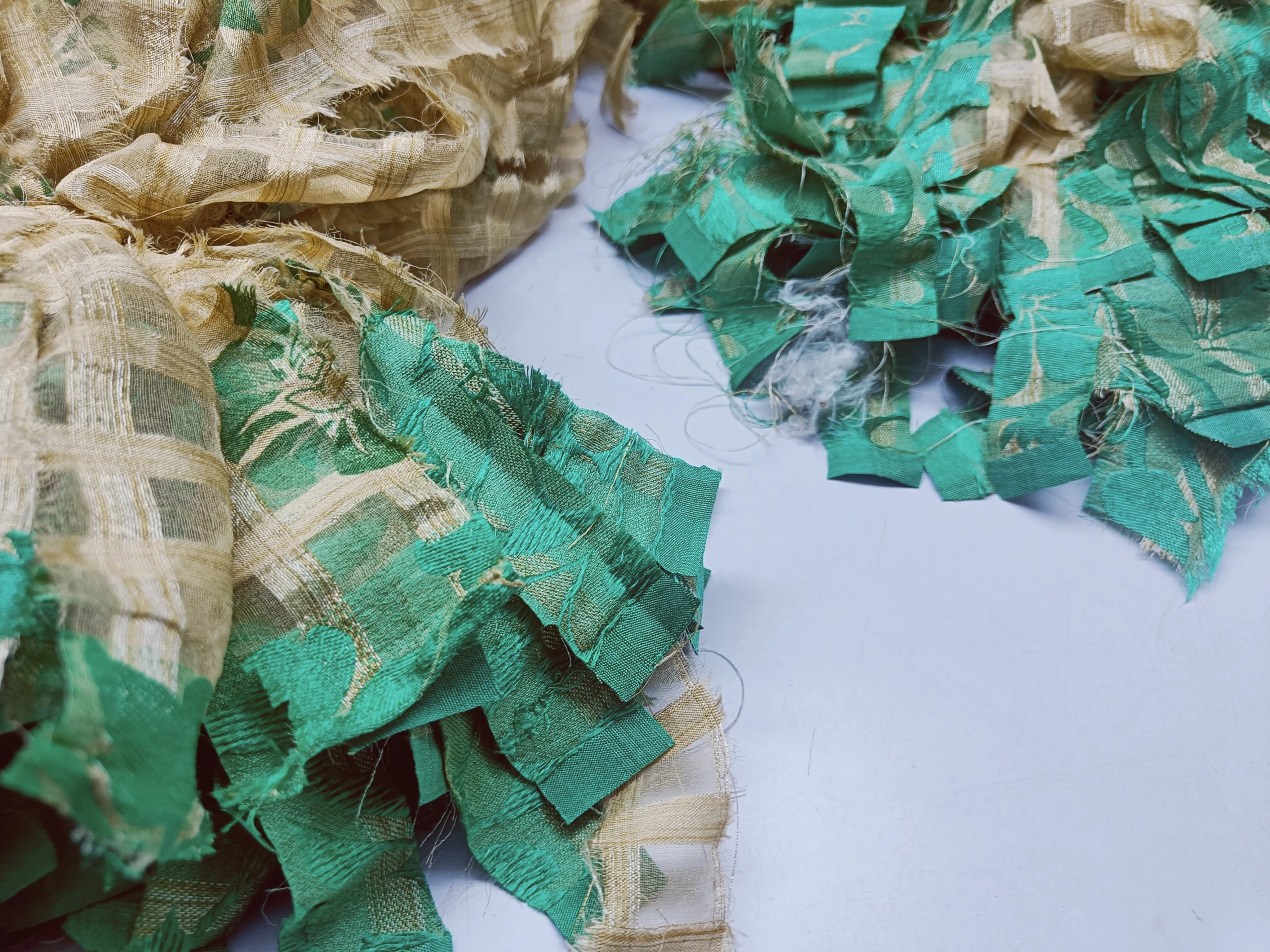 Reclaimed Indian Sari Stripe - Corn Leaf | Recycled Sari Ribbon