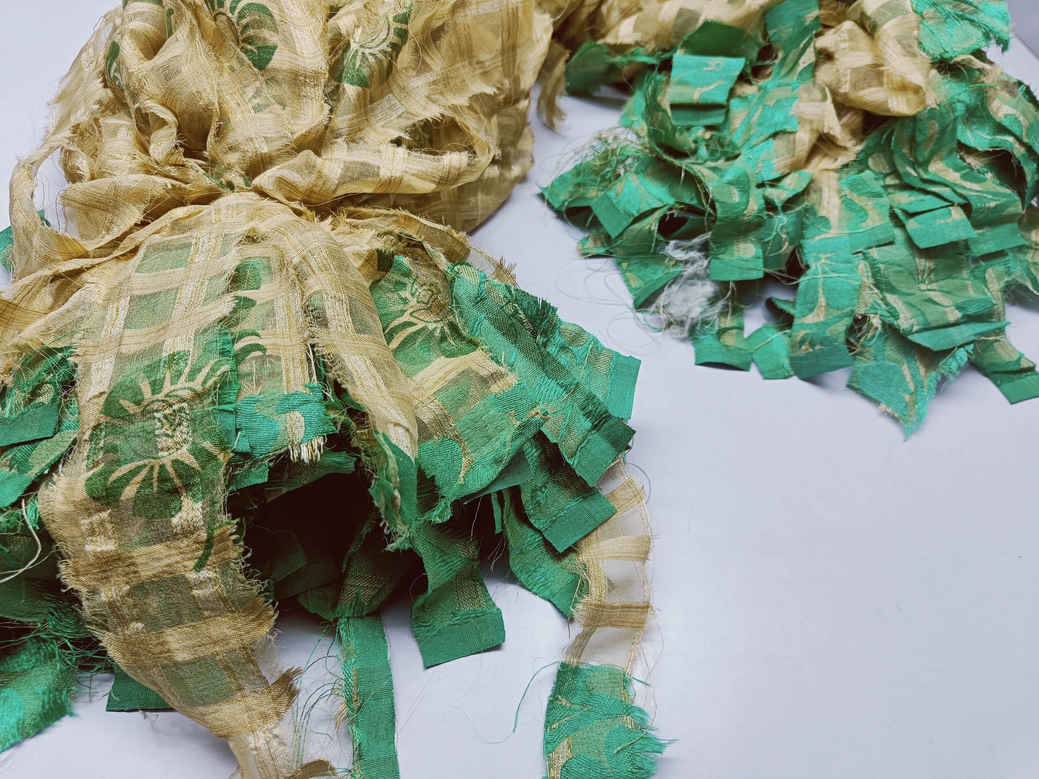 Reclaimed Indian Sari Stripe - Corn Leaf | Recycled Sari Ribbon