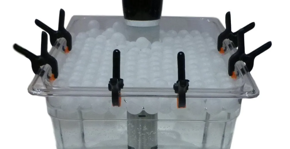 Sous Vide Cooking Water Balls, 8 Clip Kit Bundle And Drying Bag for Anova, ChefSteps Joule, Wancle Immersion Circulators, and most containers