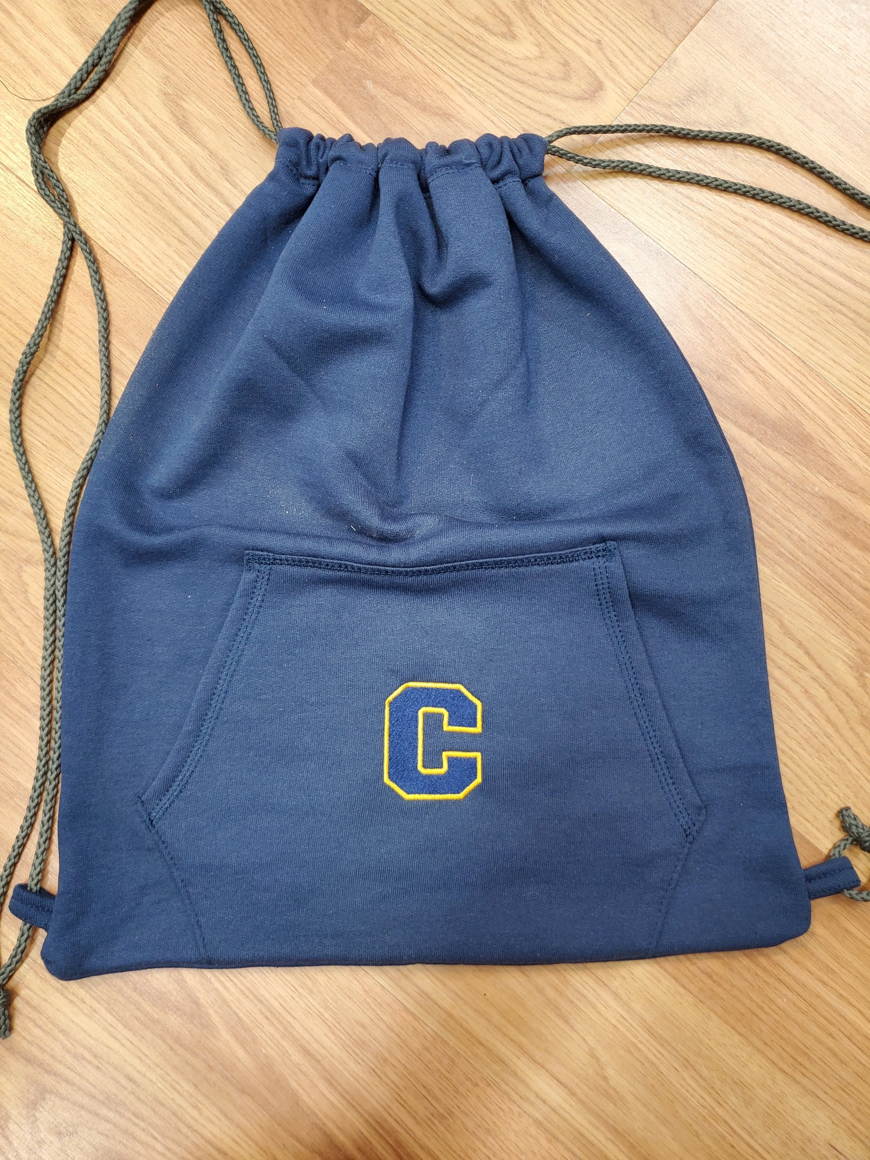 Spirit Sweatshirt Cinch Bags