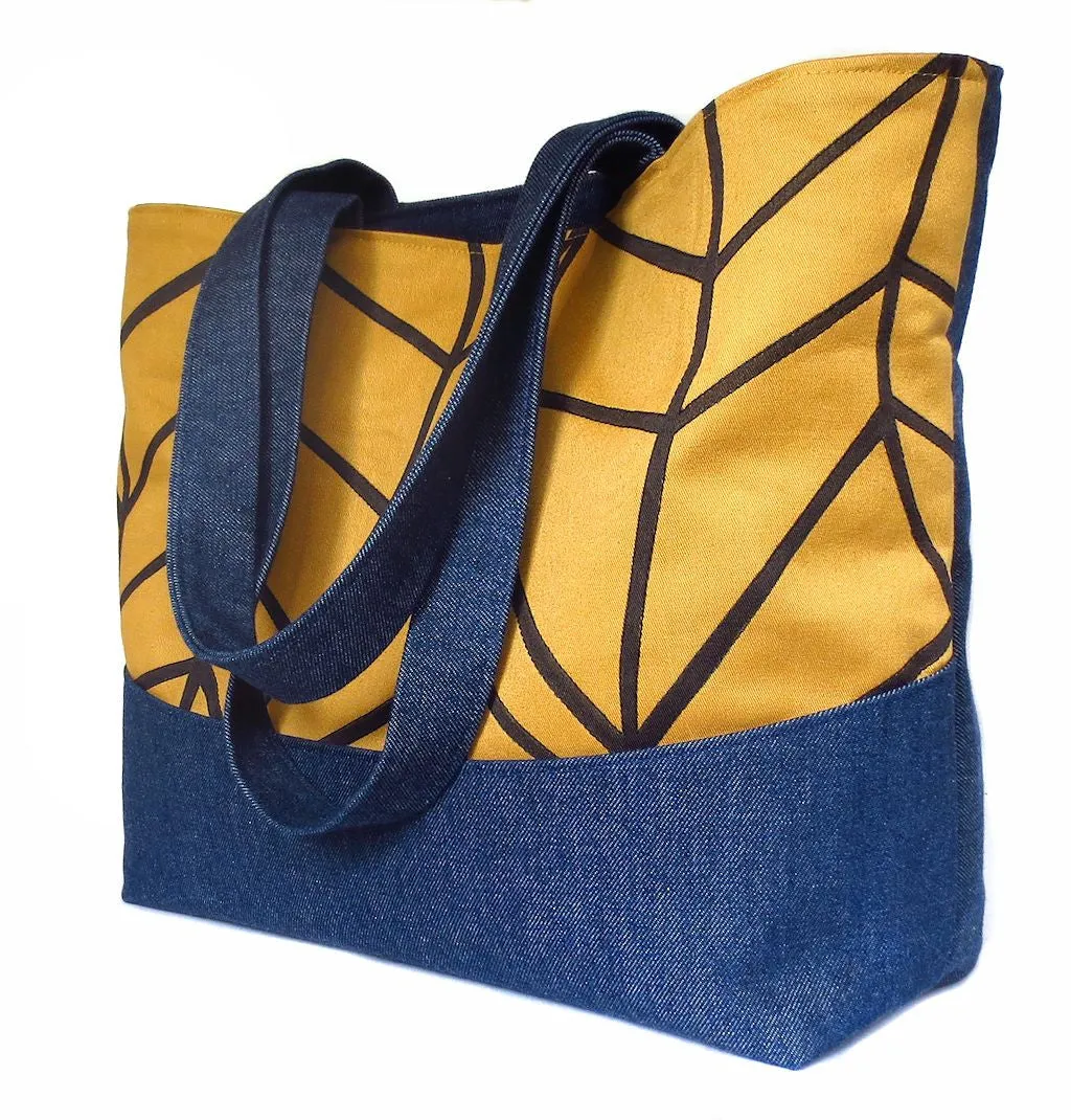 the cassandra tote