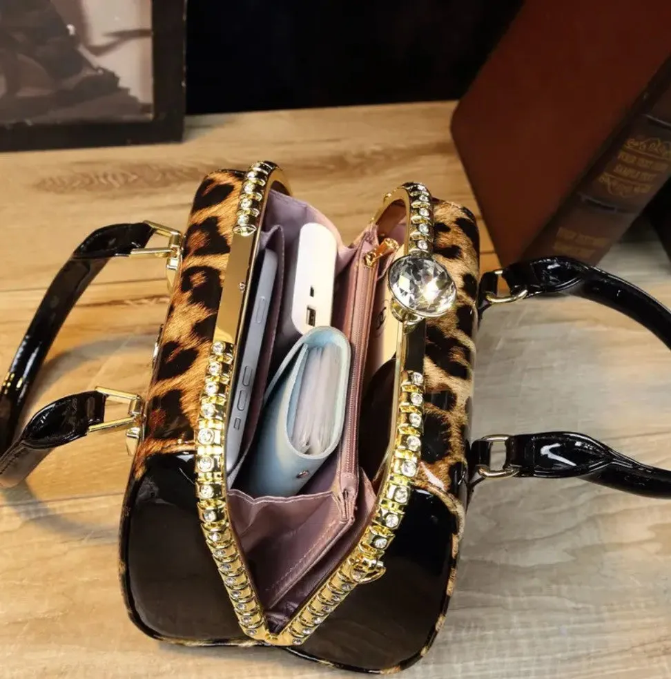 Vintage Elegant Handbag - Dazzling Rhinestone Embellishment