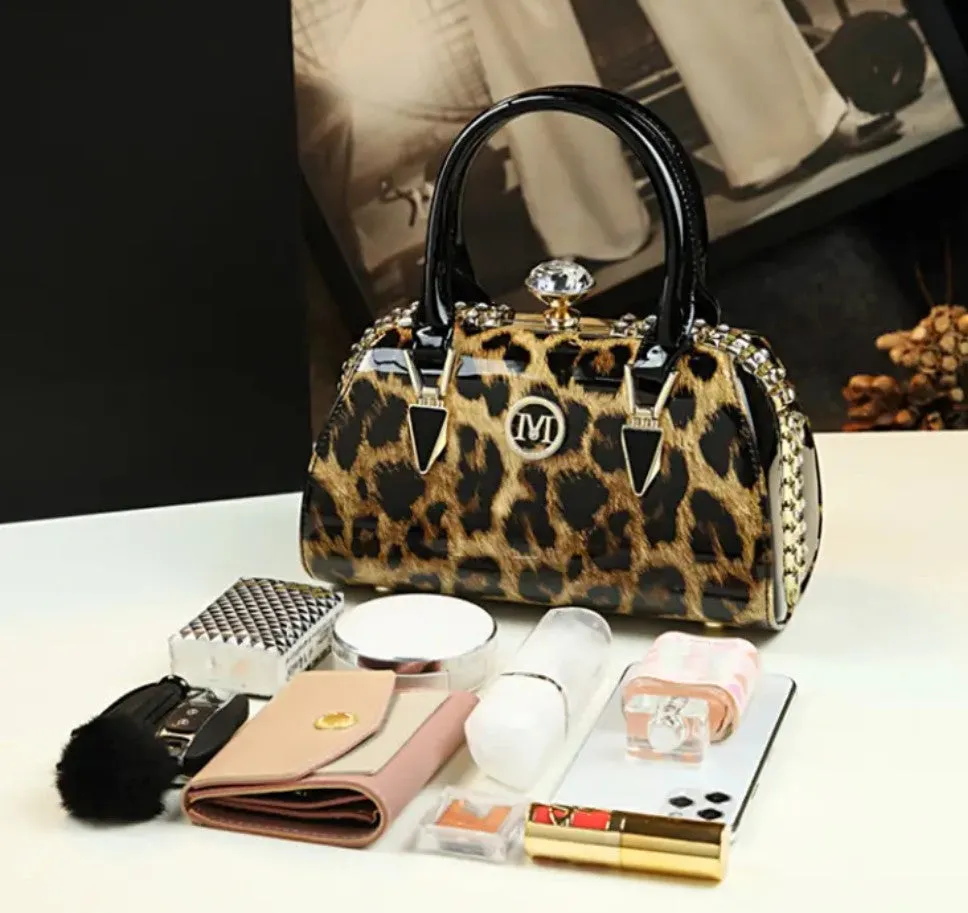 Vintage Elegant Handbag - Dazzling Rhinestone Embellishment
