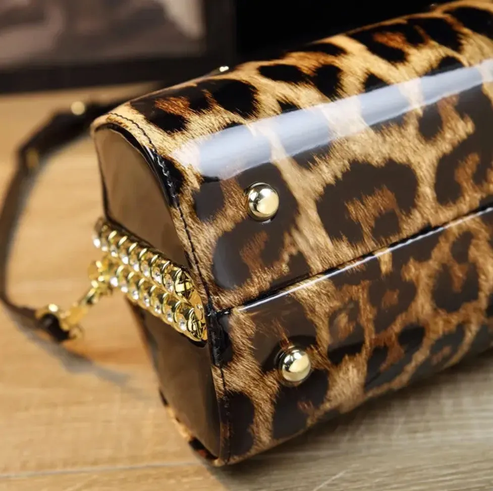 Vintage Elegant Handbag - Dazzling Rhinestone Embellishment